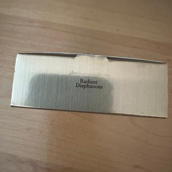 Kevyn Aucoin Setting Powder - The Gossamer Setting Powder. New in box. - Picture 2 of 3